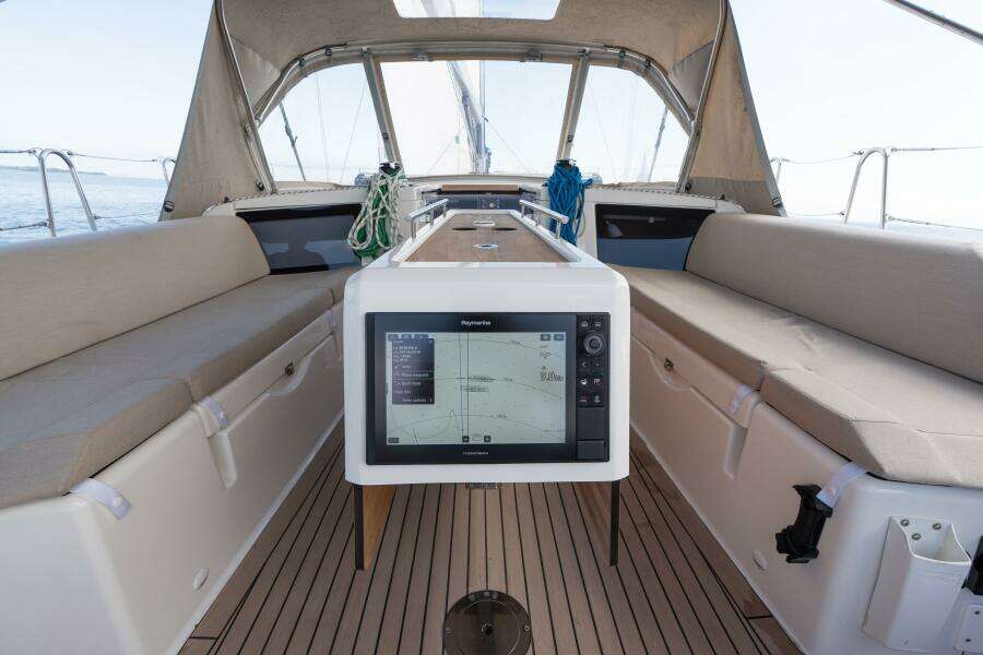Lunar Sea 39ft Dufour Yacht For Sale