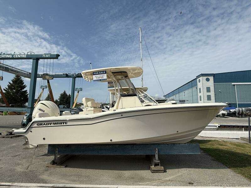 21ft Grady White Yacht For Sale