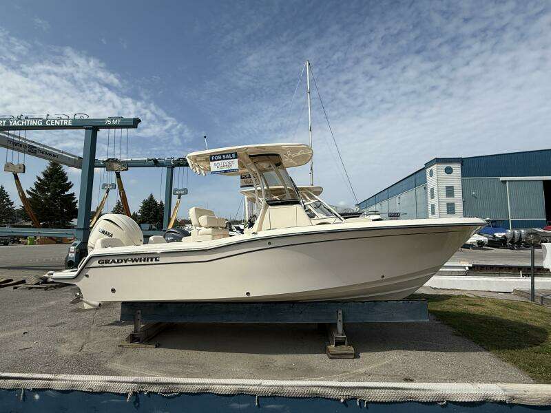21ft Grady White Yacht For Sale