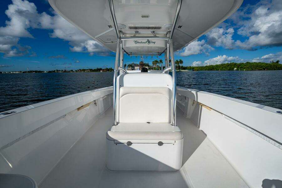 Checkered Flag 37ft Bahama Yacht For Sale
