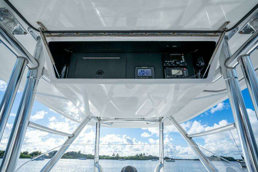 Checkered Flag 37ft Bahama Yacht For Sale