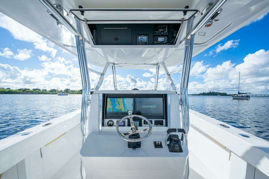 Checkered Flag 37ft Bahama Yacht For Sale
