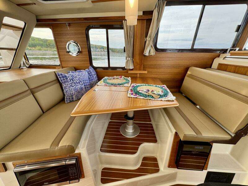 31ft Ranger Tugs Yacht For Sale