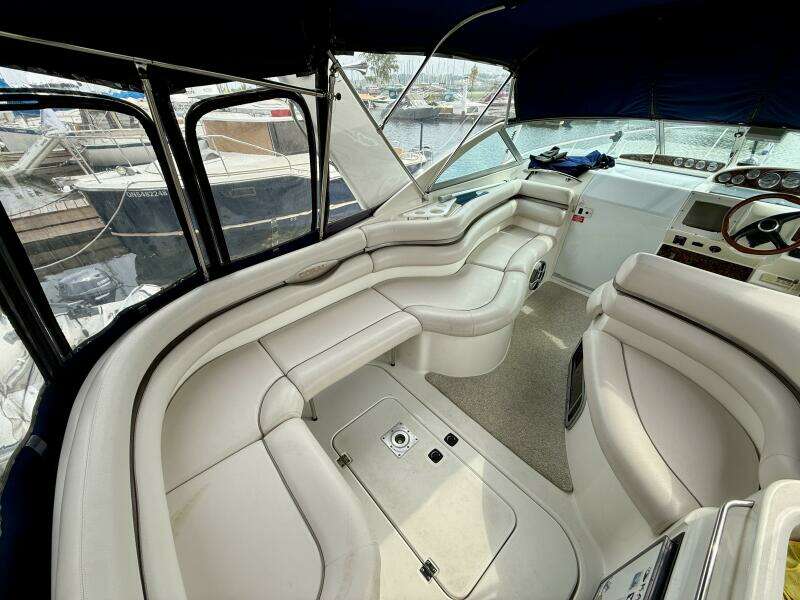 30ft Doral Yacht For Sale