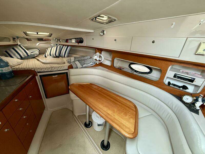 30ft Doral Yacht For Sale