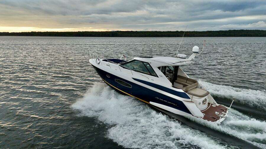 Knot Seine 42ft Regal Yacht For Sale