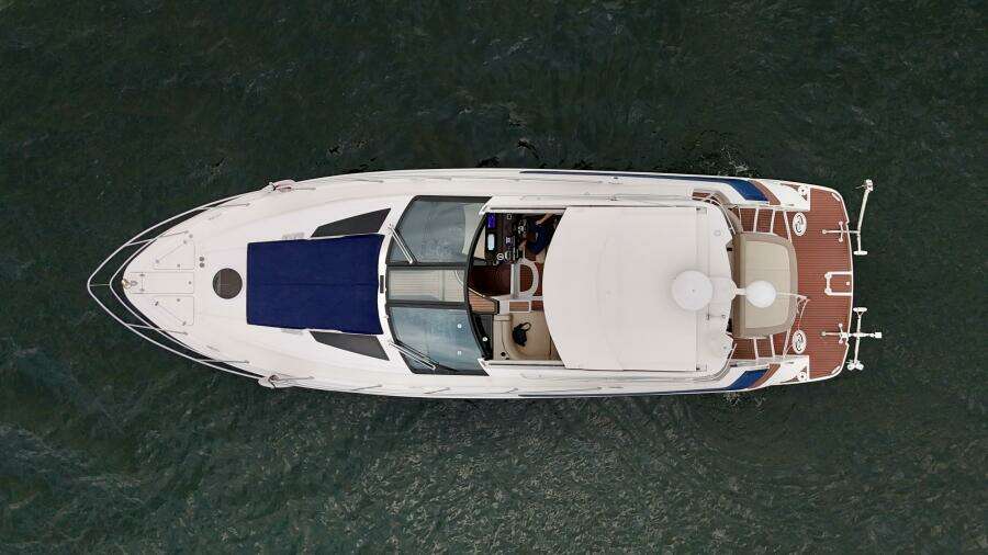 Knot Seine 42ft Regal Yacht For Sale