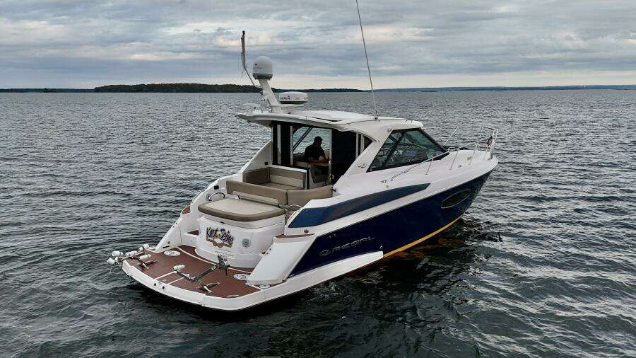 Knot Seine 42ft Regal Yacht For Sale
