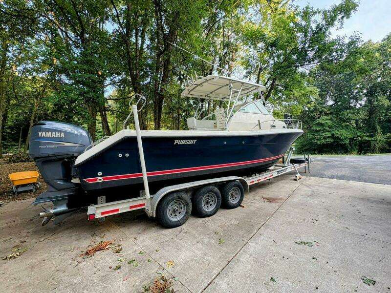 Tuna Noodle 30ft Pursuit Yacht For Sale