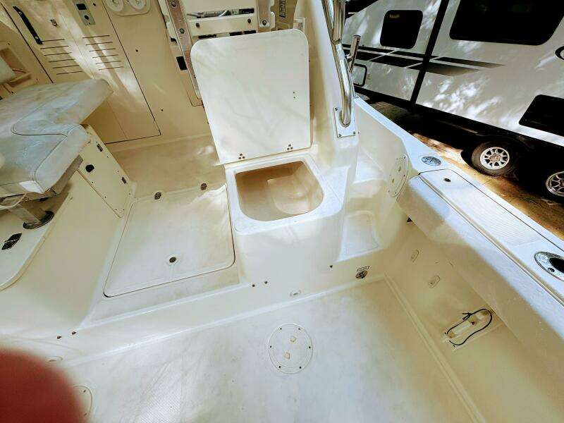 Tuna Noodle 30ft Pursuit Yacht For Sale