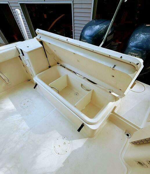 Tuna Noodle 30ft Pursuit Yacht For Sale