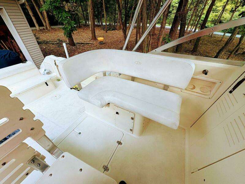 Tuna Noodle 30ft Pursuit Yacht For Sale