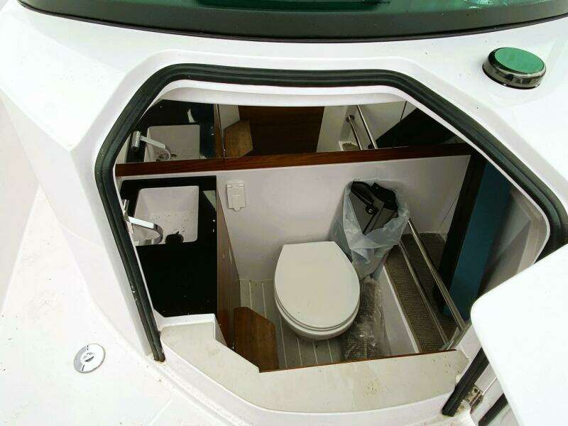 28ft Axopar Yacht For Sale