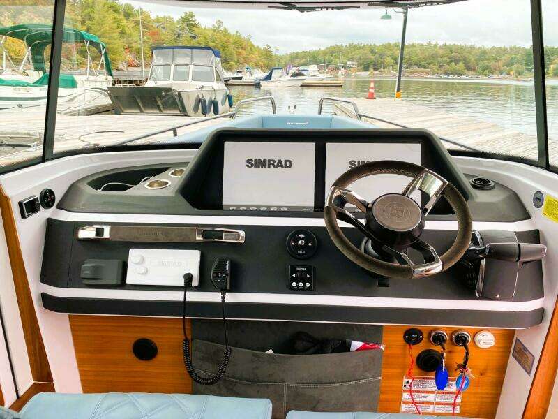28ft Axopar Yacht For Sale
