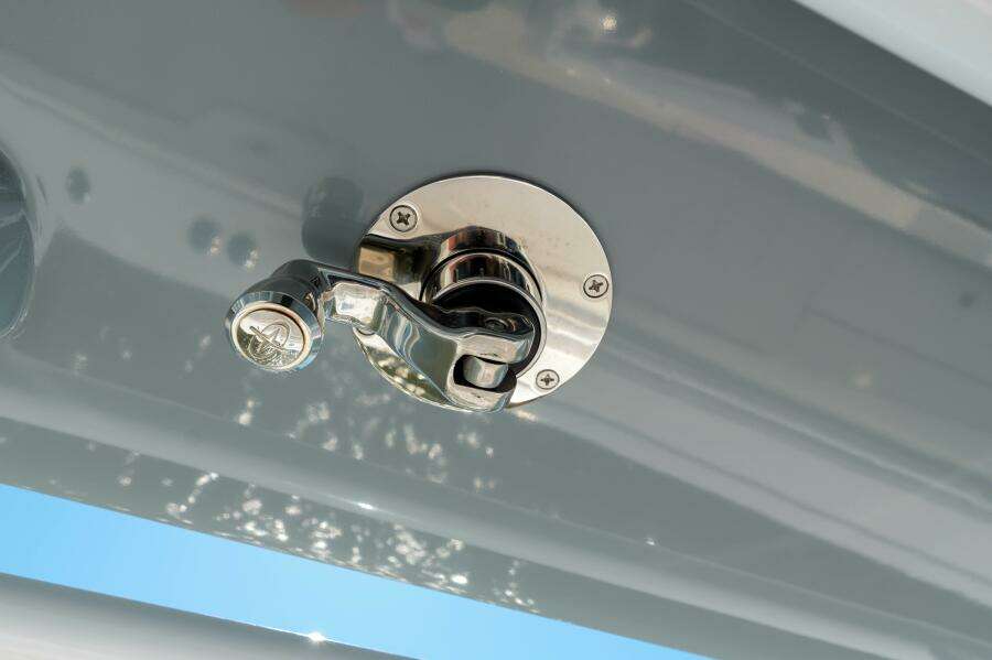 Onslow Bay TE Pelagic Predator- Outrigger Mounts