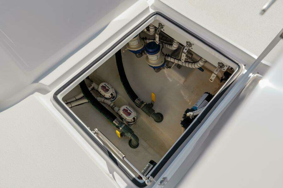 Onslow Bay TE Pelagic Predator- Storage