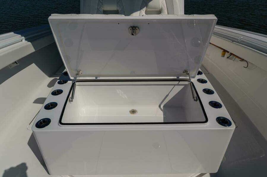 Onslow Bay TE Pelagic Predator- Storage