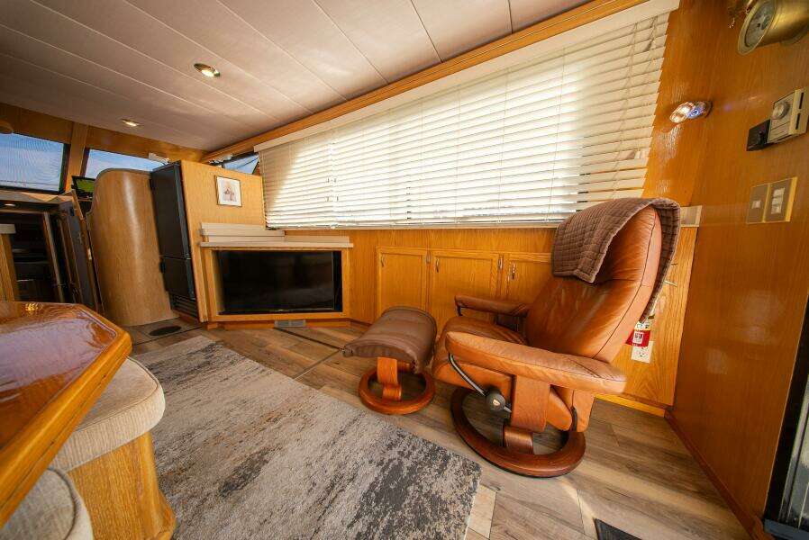 Cover Girl 44ft Tollycraft Yacht For Sale Cover Girl 44ft Tollycraft Yacht For Sale