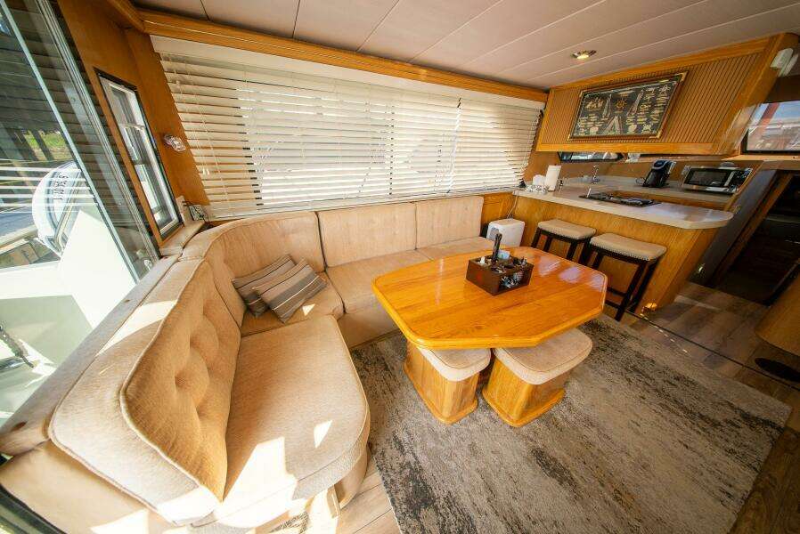 Cover Girl 44ft Tollycraft Yacht For Sale Cover Girl 44ft Tollycraft Yacht For Sale