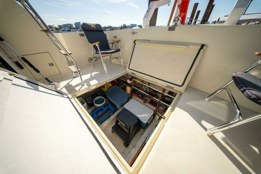 Cover Girl 44ft Tollycraft Yacht For Sale Cover Girl 44ft Tollycraft Yacht For Sale