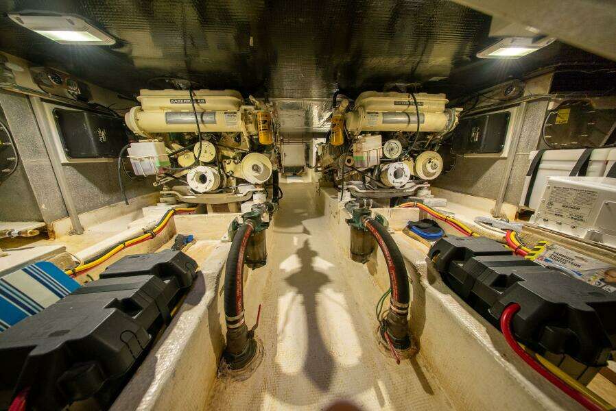 Cover Girl 44ft Tollycraft Yacht For Sale Cover Girl 44ft Tollycraft Yacht For Sale