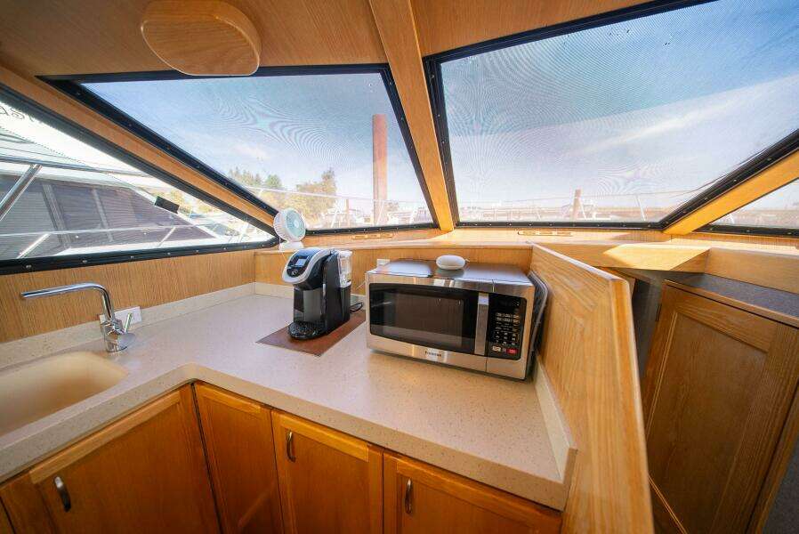 Cover Girl 44ft Tollycraft Yacht For Sale Cover Girl 44ft Tollycraft Yacht For Sale