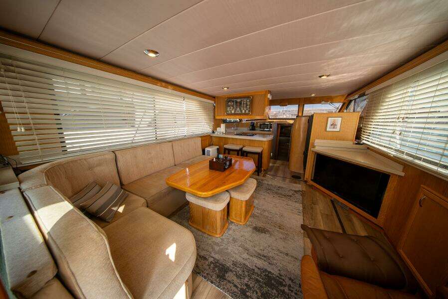 Cover Girl 44ft Tollycraft Yacht For Sale Cover Girl 44ft Tollycraft Yacht For Sale