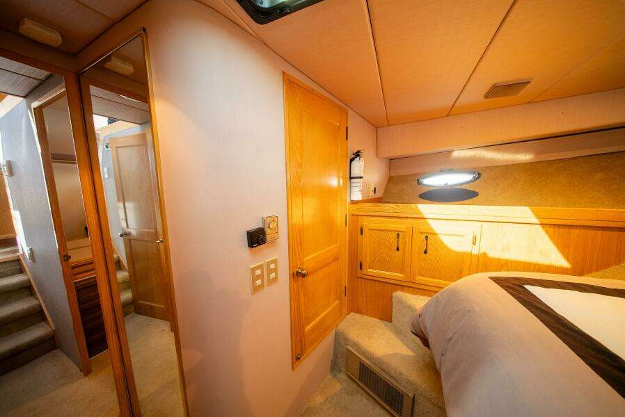 Cover Girl 44ft Tollycraft Yacht For Sale Cover Girl 44ft Tollycraft Yacht For Sale