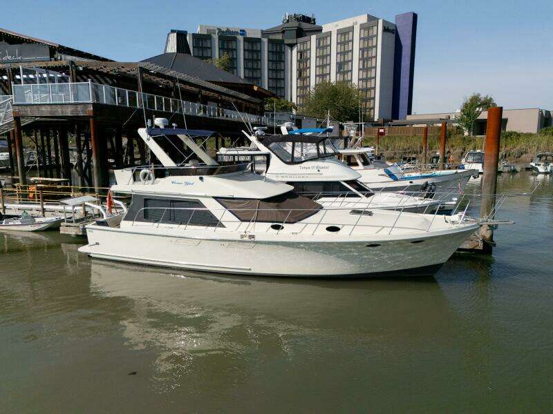 Cover Girl 44ft Tollycraft Yacht For Sale Cover Girl 44ft Tollycraft Yacht For Sale