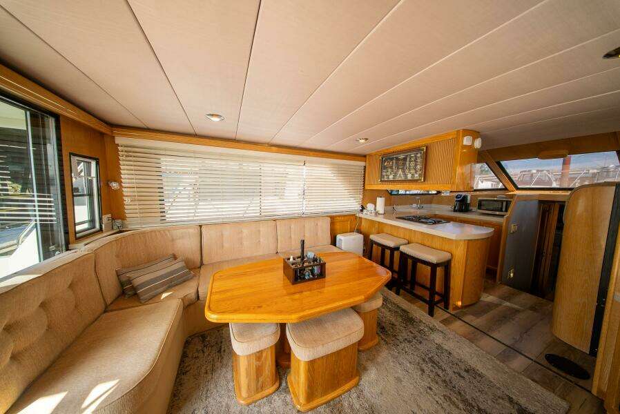 Cover Girl 44ft Tollycraft Yacht For Sale Cover Girl 44ft Tollycraft Yacht For Sale