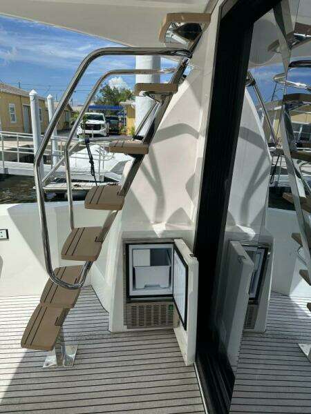 OUR TRADE 46ft Prestige Yacht For Sale