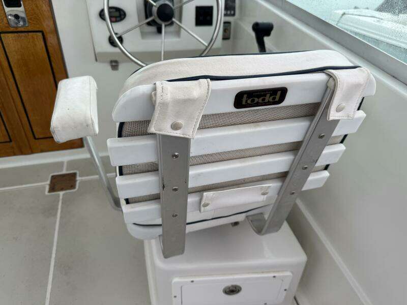 Laniva 26ft Back Cove Yacht For Sale
