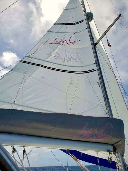 Lady Vague 50ft Beneteau Yacht For Sale