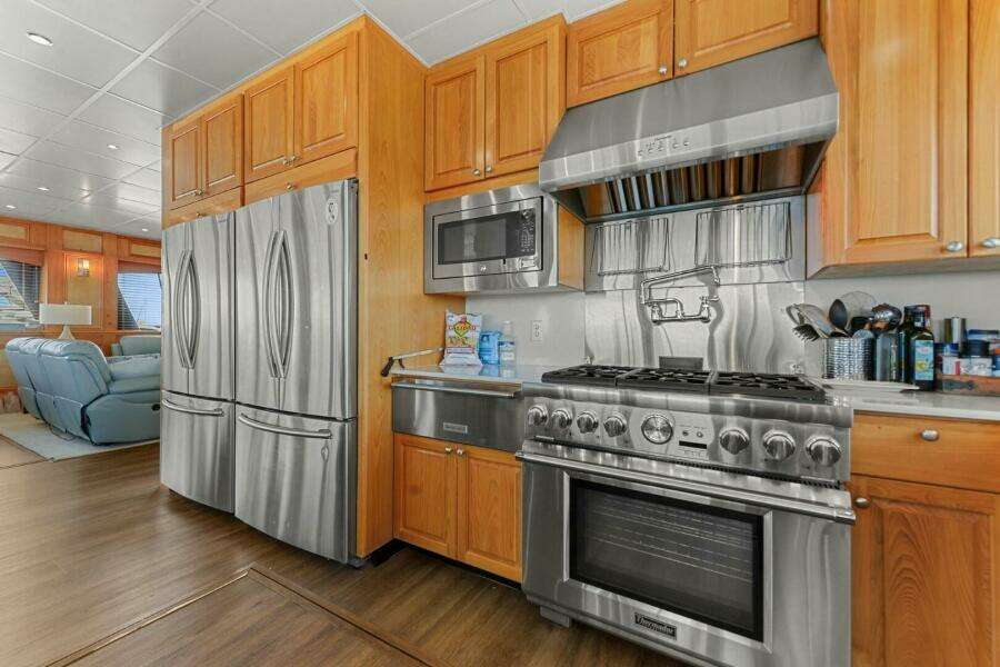 THE ARK 80ft Avenger Yacht For Sale THE ARK 80ft Avenger Yacht For Sale