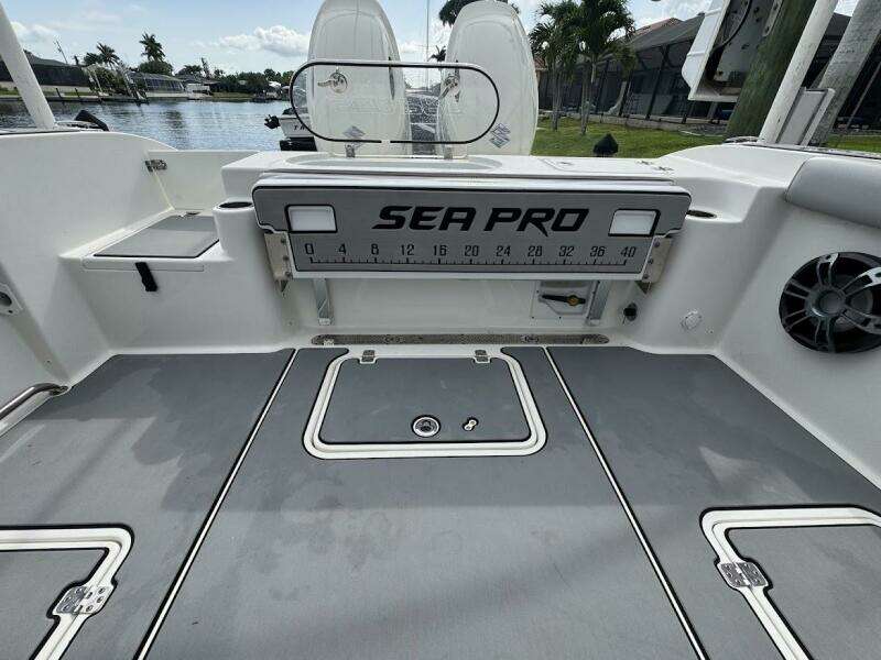 25ft Sea Pro Yacht For Sale