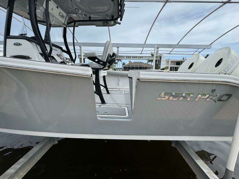 25ft Sea Pro Yacht For Sale
