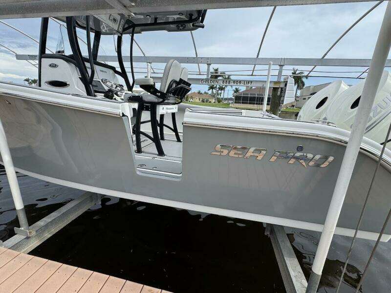25ft Sea Pro Yacht For Sale