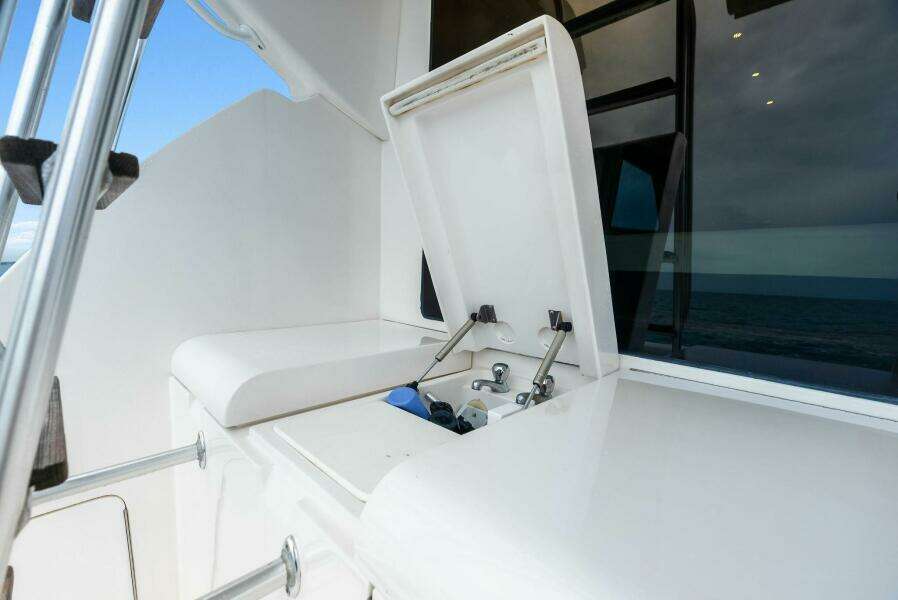Mr  Bond 39ft Bertram Yacht For Sale