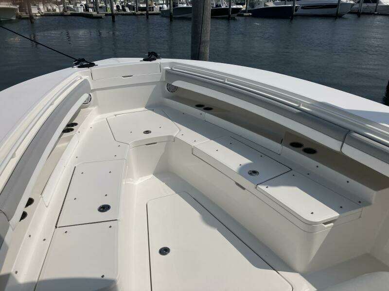 31ft Regulator Yacht For Sale