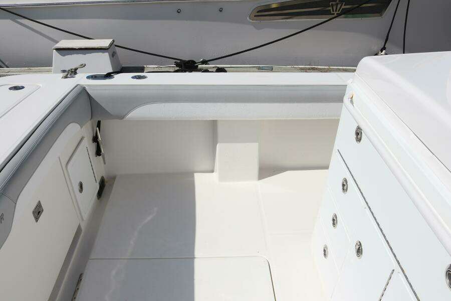31ft Regulator Yacht For Sale
