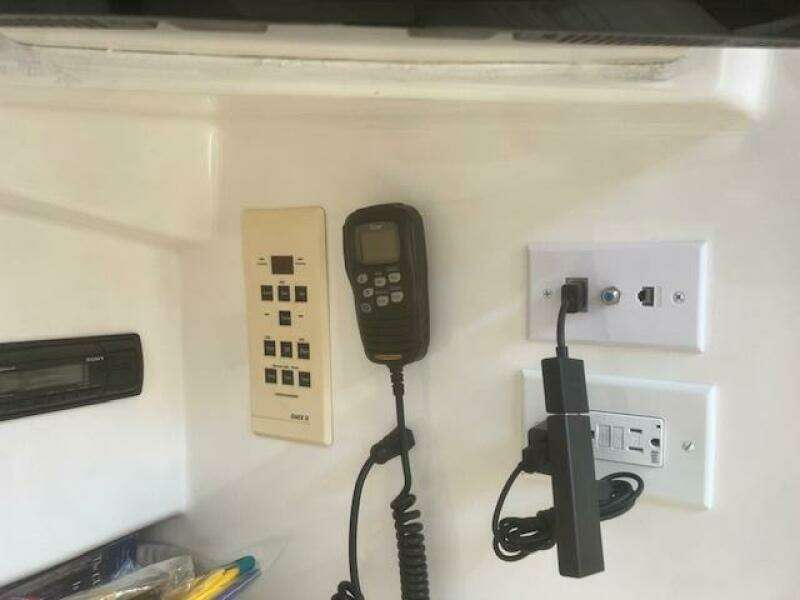 ICOM VHF