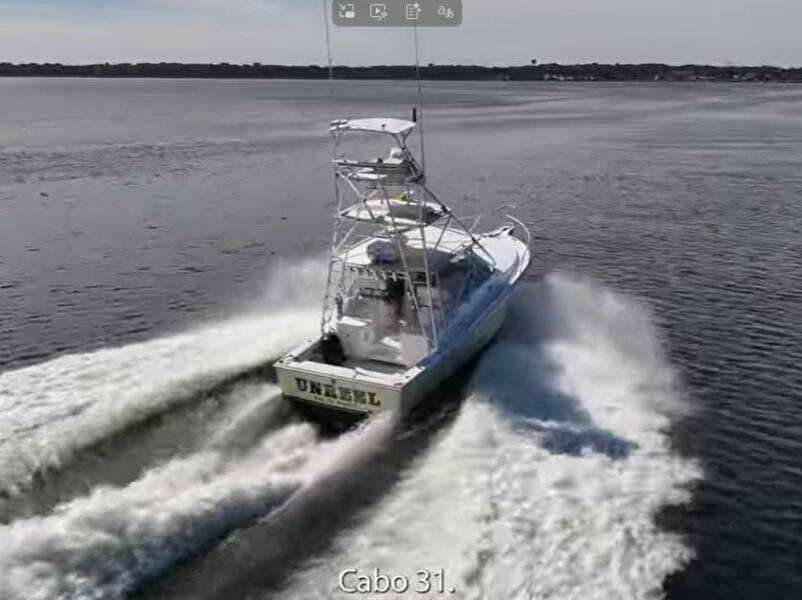 UNREEL 31ft Cabo Yacht For Sale