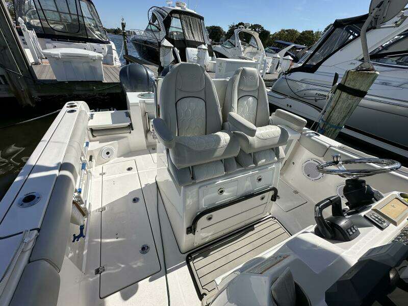 28ft Sea Fox Yacht For Sale