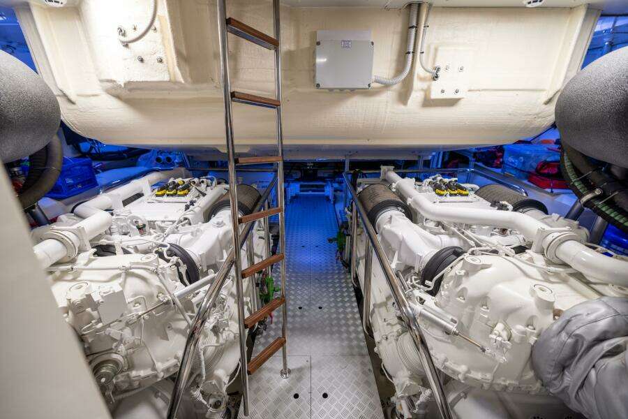 RISE Above III 90ft Riva Yacht For Sale