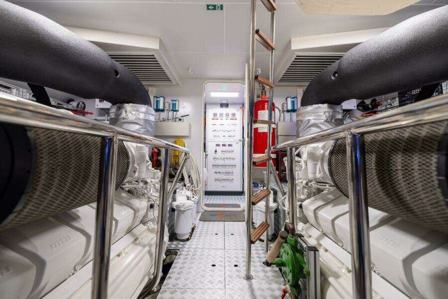 RISE Above III 90ft Riva Yacht For Sale