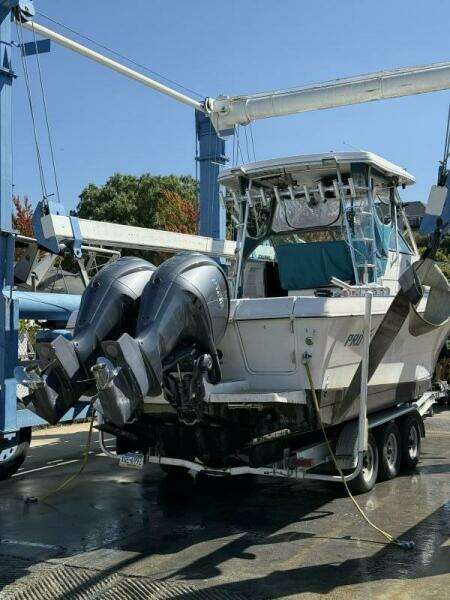 Pipedreams 29ft Pro Line Yacht For Sale