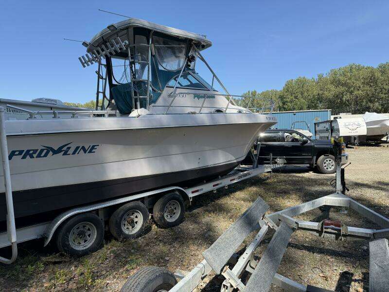 Pipedreams 29ft Pro Line Yacht For Sale