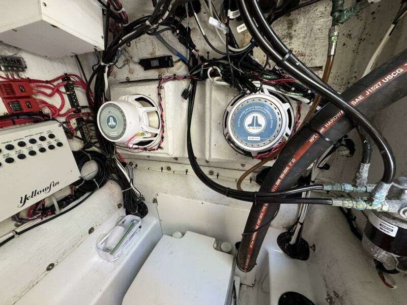34ft Yellowfin Yacht For Sale
