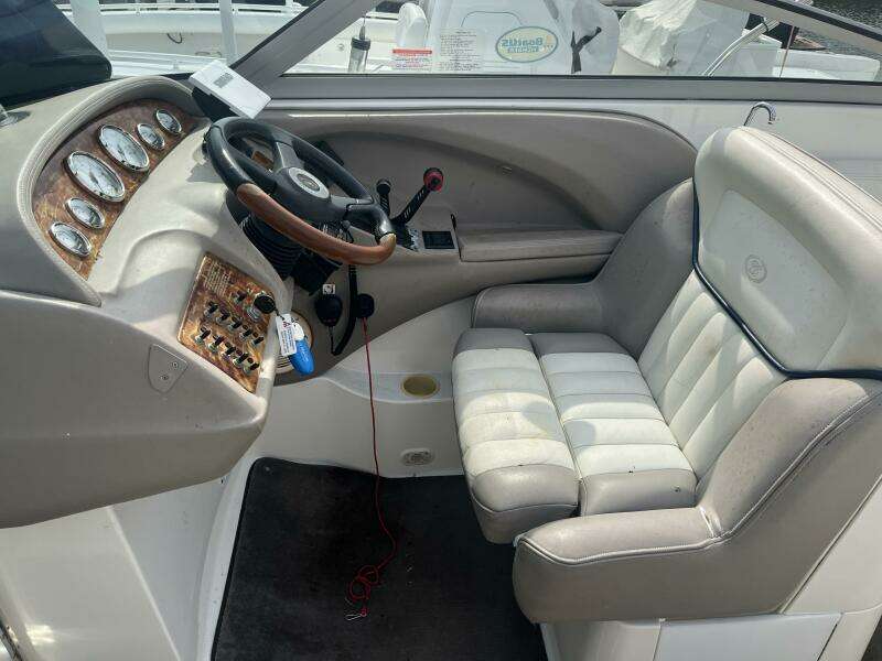 28ft Cobalt Yacht For Sale