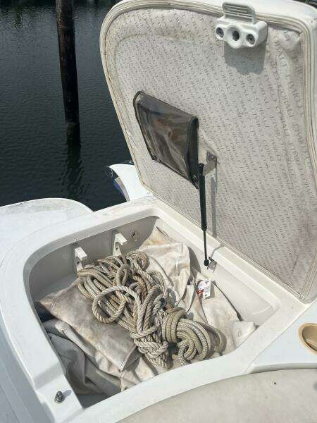 28ft Cobalt Yacht For Sale